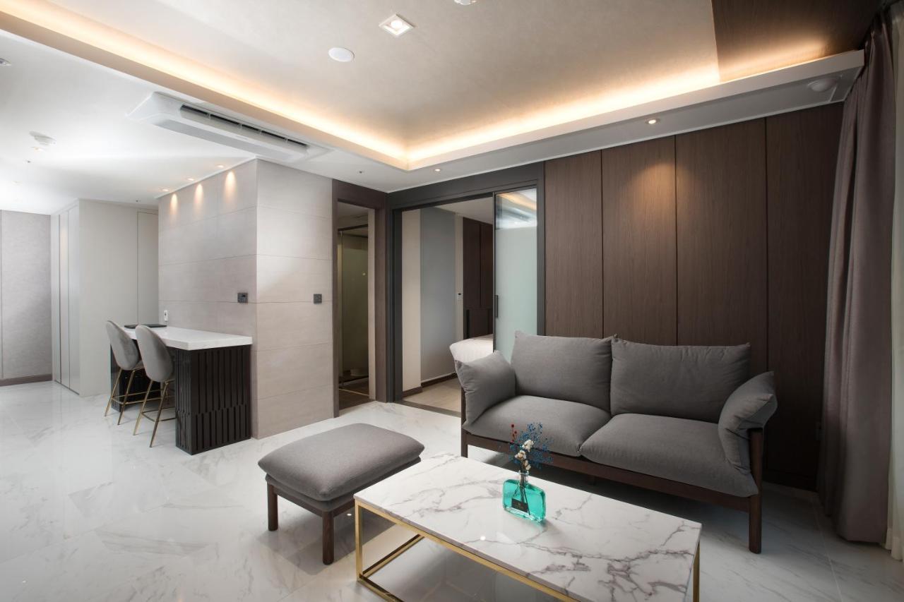 Utop Boutique Hotel&Residence Gwangju Metropolitan City Exterior foto
